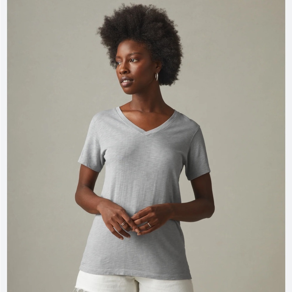 American Giant Supima Cotton V Neck Tee - Small